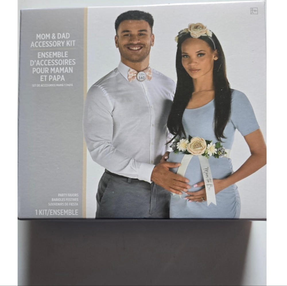 New Mom And Dad To Be Accesory Kit